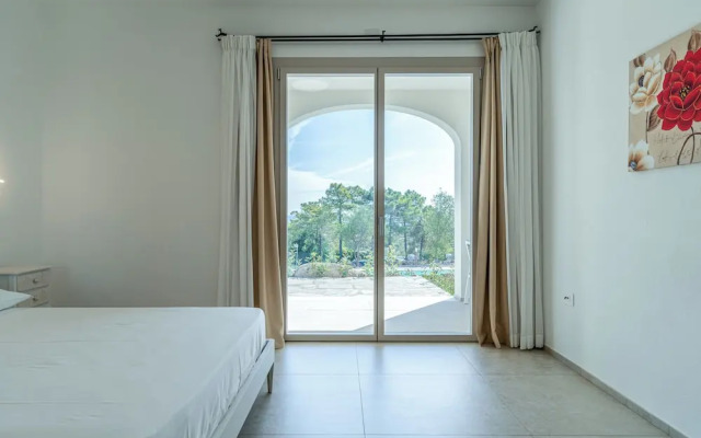 Villa Infinity with pool