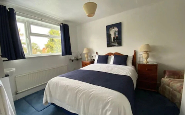 Masslink Guest House