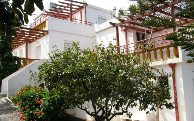 Poppy Villas