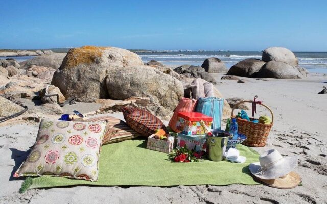 Abalone Hotel & Villas