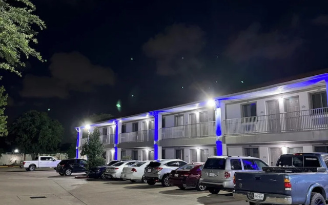 Luxury Inn