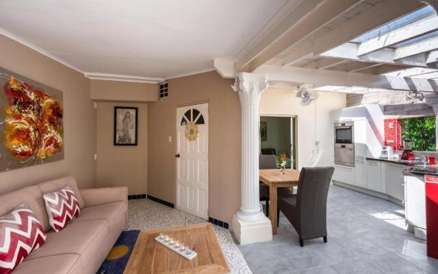 Sunflower Villa Studios