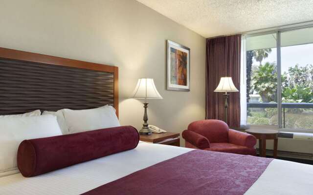 Ramada by Wyndham Sunnyvale/Silicon Valley