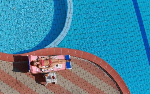 Hotel Real