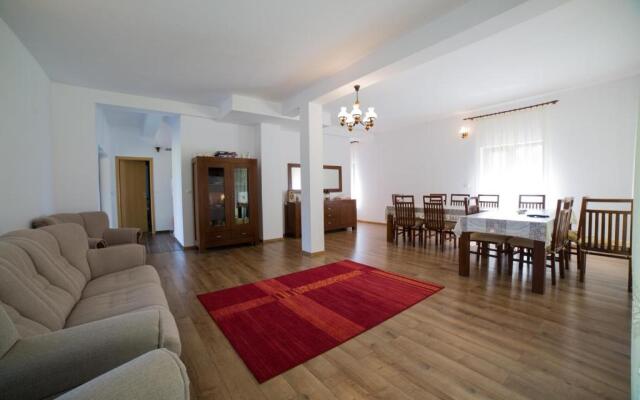 Agropensiunea Cetatuia