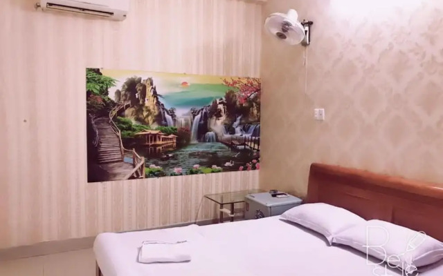 Dream Hotel