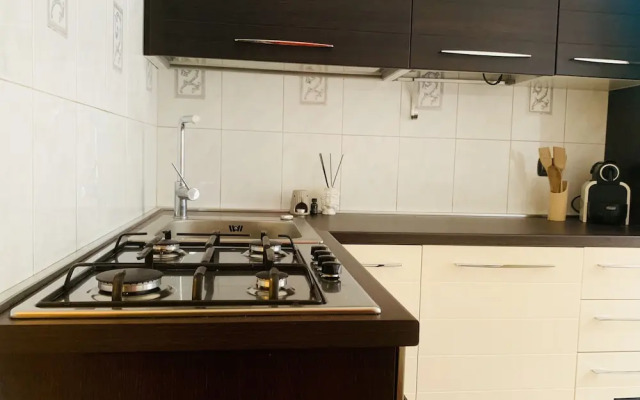 Temporary House - Luxury Farini