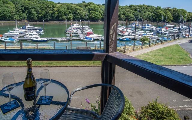 Marina View - 1 Bedroom Apartment - Neyland Marina