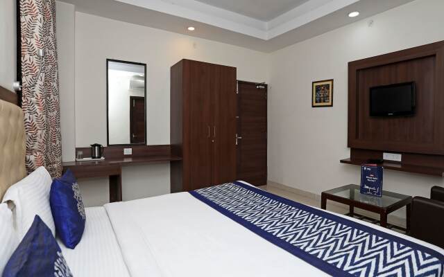 OYO 12270 Hotel Shobla Royale