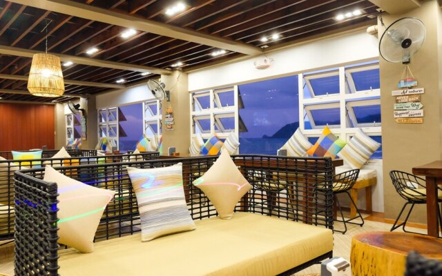 Punta Baler Hotel