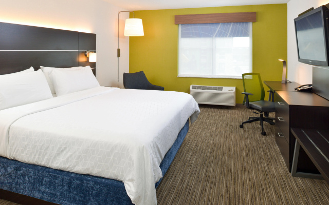 Holiday Inn Express Wixom by IHG