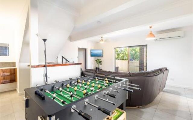 Away @ Nelson Bay, 29 Wollomi Avenue