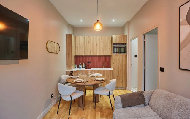 Apartment Center of Paris