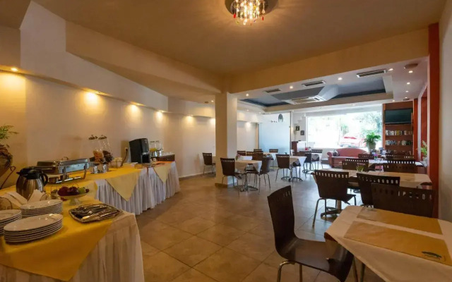 Theoxenia Hotel Apartments