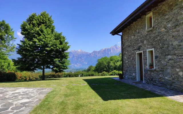 Casa il Tiglio affacciata sul lago di Como