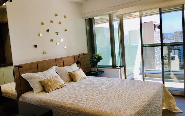 Downtown Republica Akile