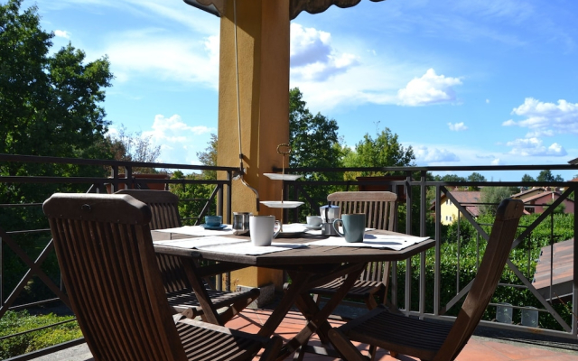 Golf Apartment With Shared Pool