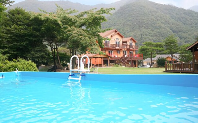 Chungju Wolak Dream Pension