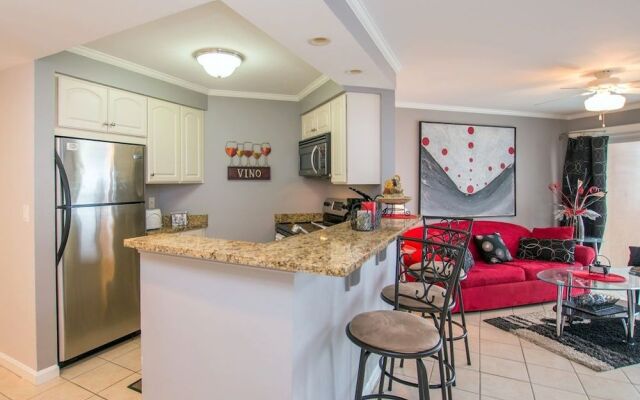 Makai 306 (bayfront)