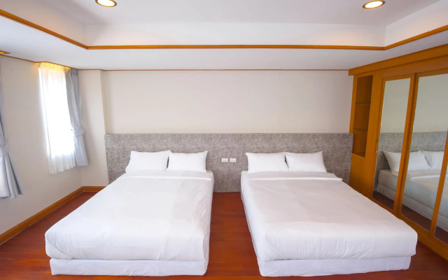 Glur Central Pratunam