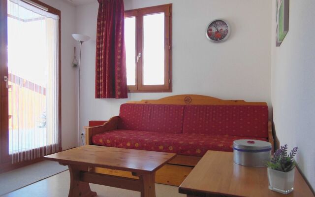 Lou Services Apartment H01 LSI 001