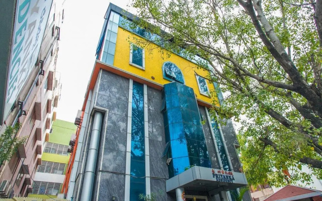 Priyanka Residency by OYO Rooms