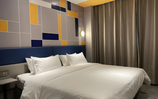7 Days Inn Shanghai Lujiazui Shimao Binjiang Garde – Guest Rooms – Shanghai