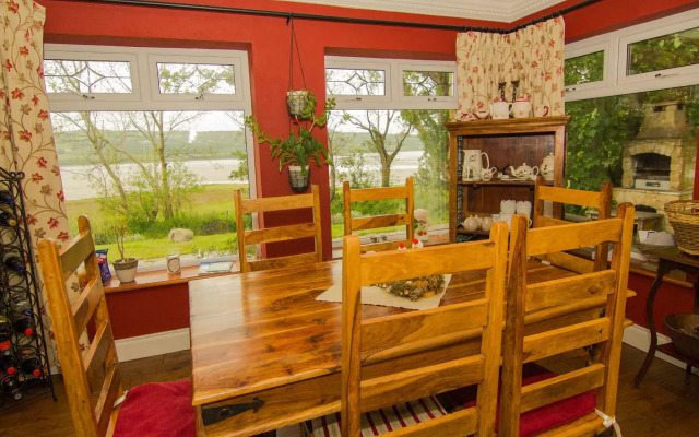 Eagles Nest Bed & Breakfast