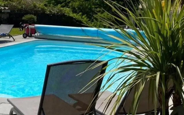 Le Temps des Hotes