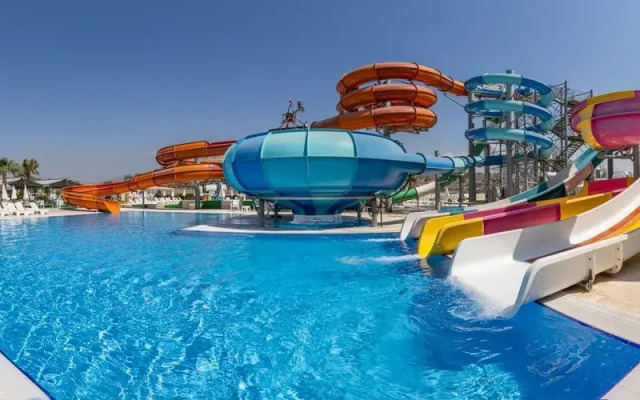 Caesar Blue Seaside Luxury Apartments
