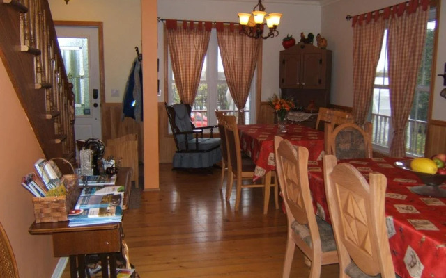 Au Vieux Pont Couvert