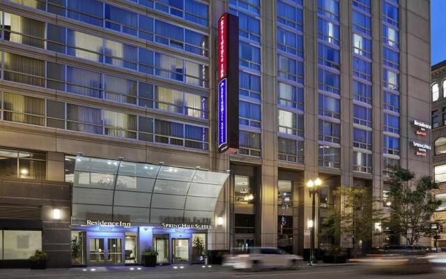 Residence Inn by Marriott Chicago Downtown / River North