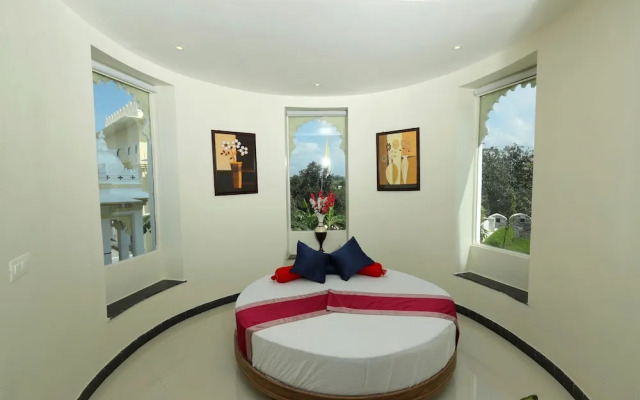 The Everest Hill Resort
