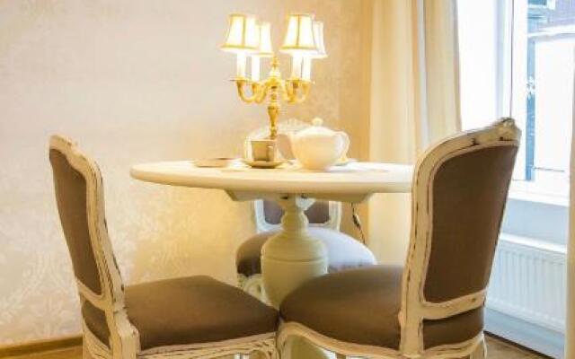 Charming Apartment Old Tbilisi