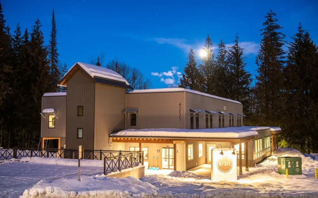 Mountain Shadow Hostel