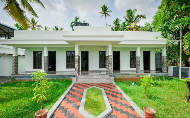 The Greenview Inn by OYO Rooms