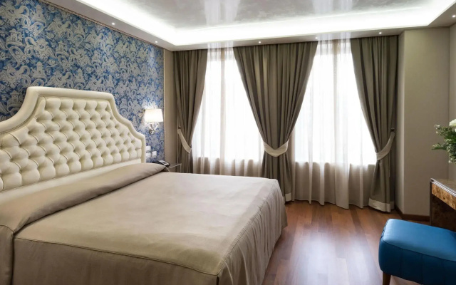 Santa Chiara Hotel