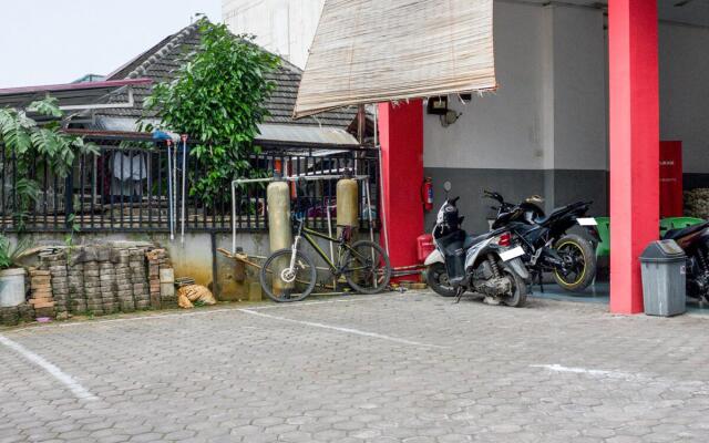 OYO 447 Hutasimo Residence