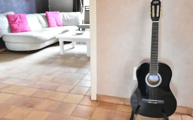 Spacious Holiday Home in Ichtegem With Garden