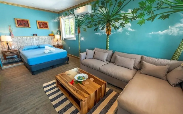 Skully's House - Hotel & Hostel