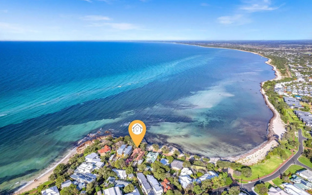BLUEBELL on THE BEACH DUNSBOROUGH
