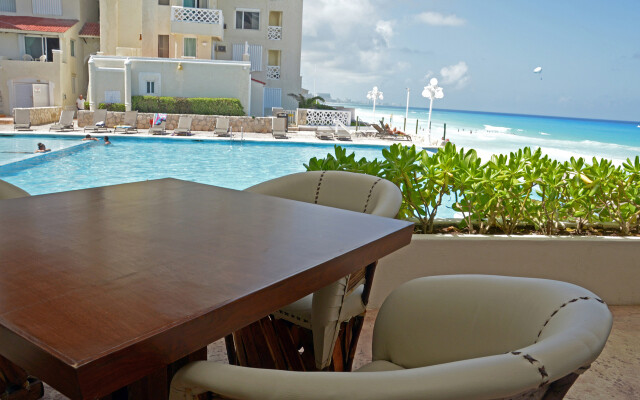 Bsea Cancun Plaza Hotel