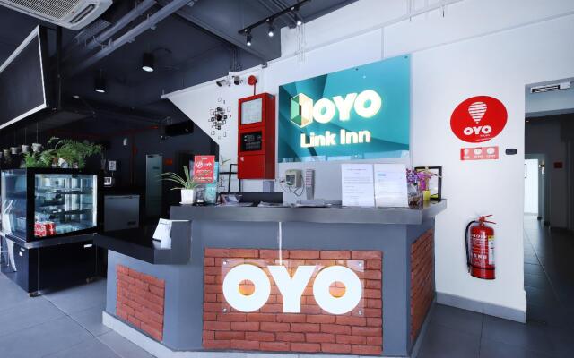 OYO 246 Link Inn (Sanitized Stay)