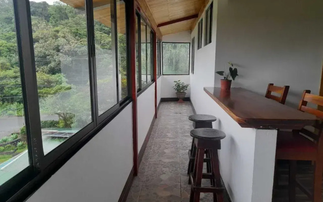 Alisson Hotel & Restaurant