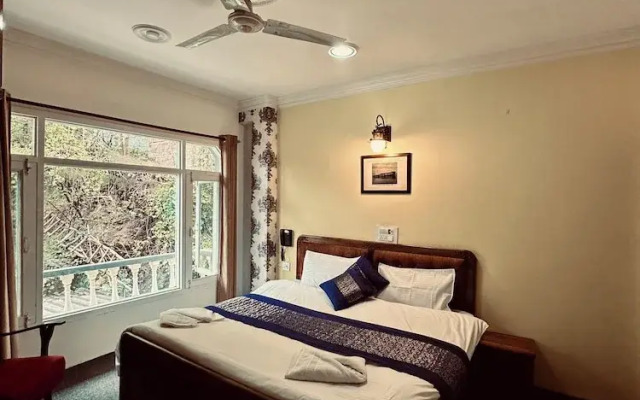 Heritage Rose Inn