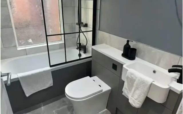 100 Aigburth