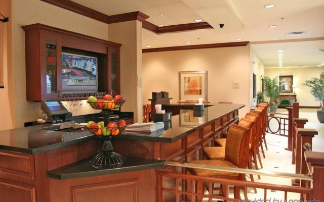 Hilton Garden Inn Indianapolis Airport