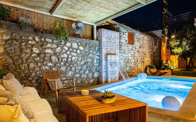 The Secret Garden - Courtyard Private Pool Villa