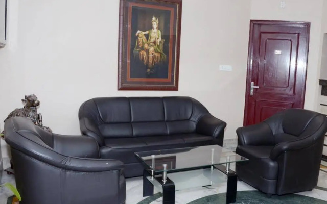 OYO Rooms Bhootnath Market