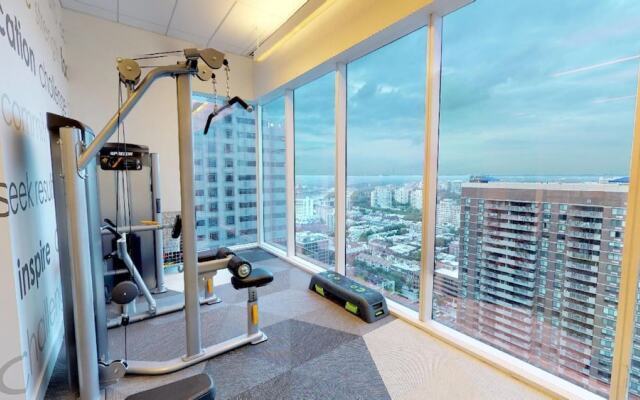 Global Luxury Suites Center City